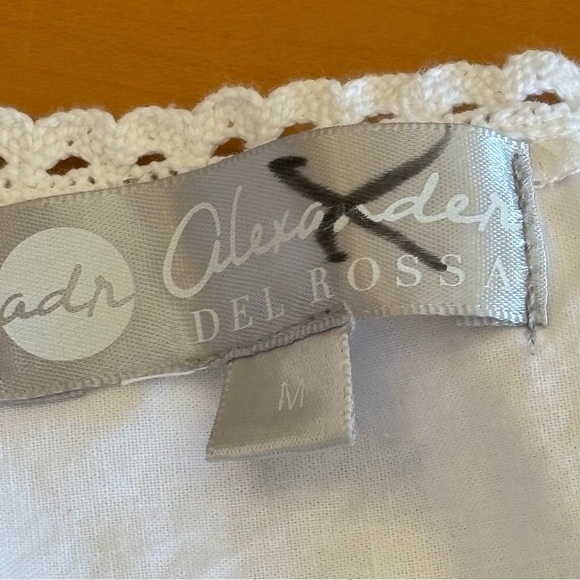 Alexander Del Rossa M women’s Victorian, white lace trim square neck nightgown - Picture 6 of 12